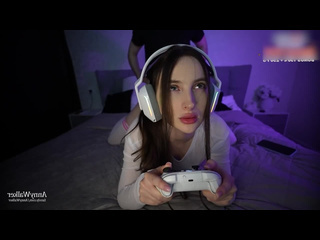 gamer girl sucks dick and rides on horseback [porn, porno, video, sex, homemade, russian]